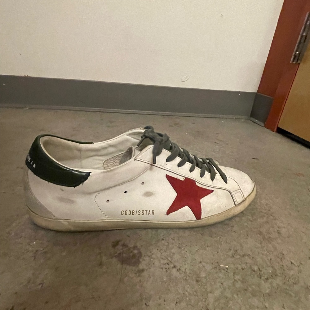 Golden Goose Super-Star with red suede star and green leather heel tab - Picture 7 of 8